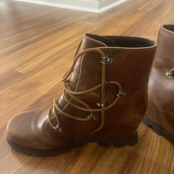 Sorel Joan of Arctic wedge boots in hazelnut leather brand new with box - Picture 4 of 13